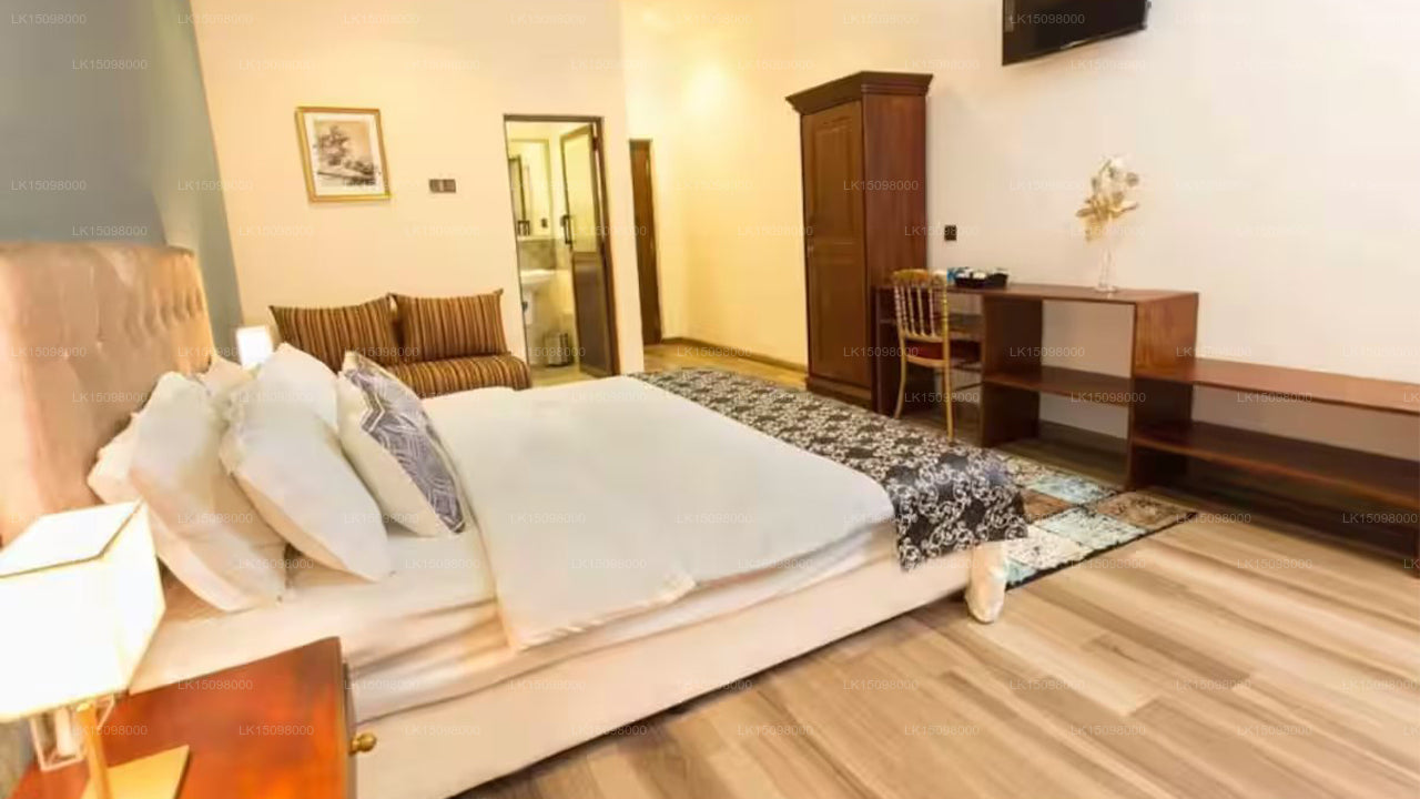 Lotus Grand Villa, Panadura