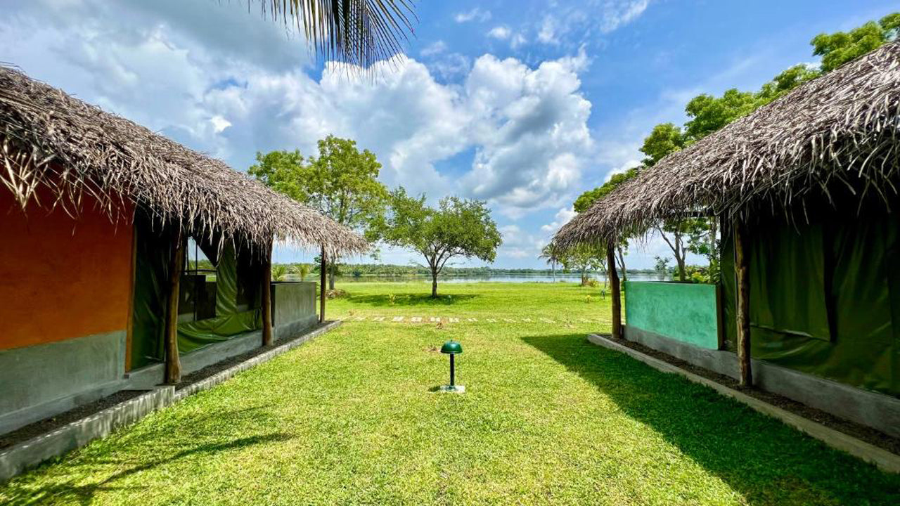 Gal Oya Lake Club, Galoya