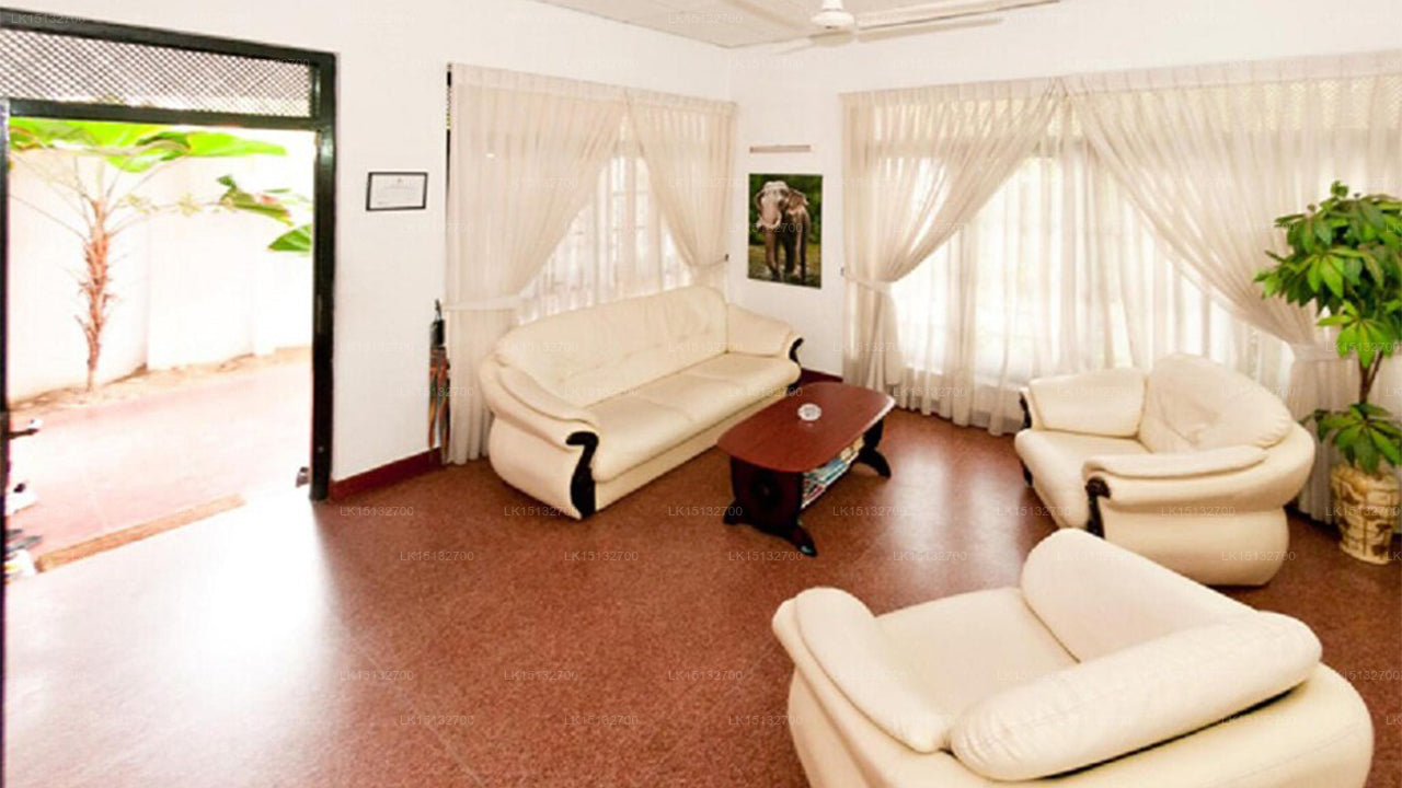 Omni Holiday Bungalow, Mount Lavinia