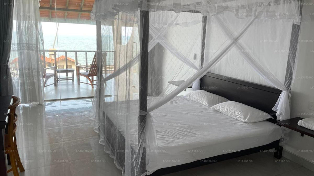 The Cosy Beach, Marawila