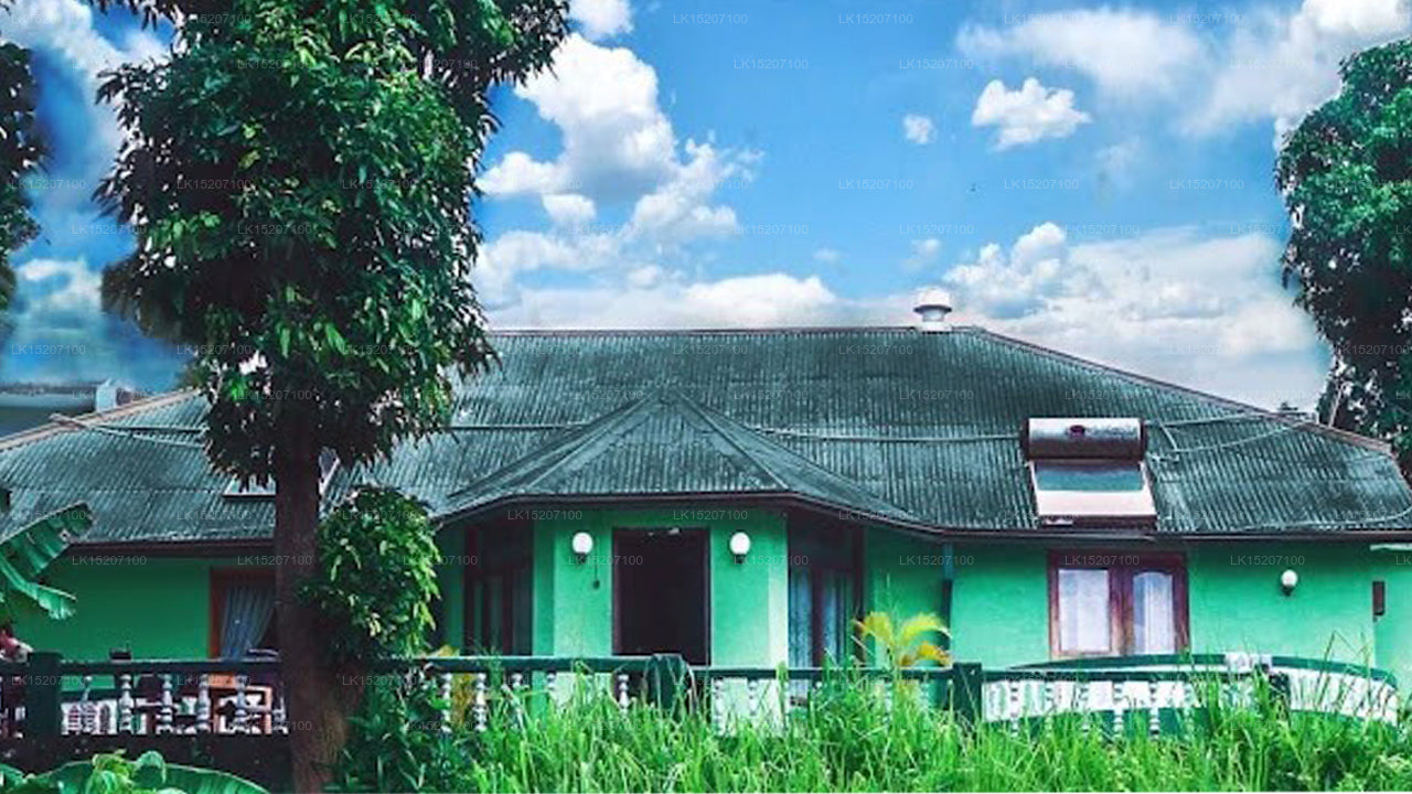 Reefs Edge Resort, Bopitiya