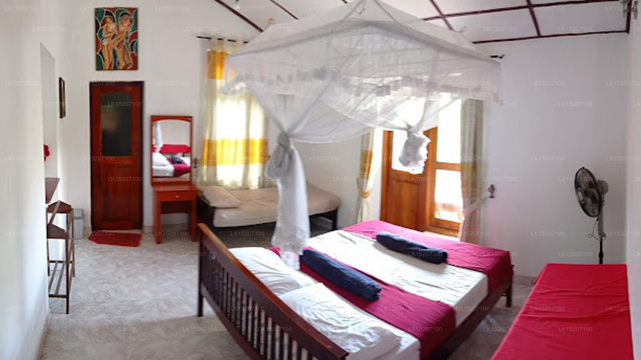 Reefs Edge Resort, Bopitiya