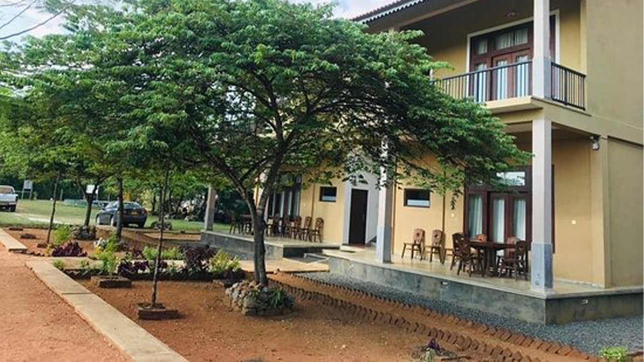 Castle Rock Hotel, Sigiriya