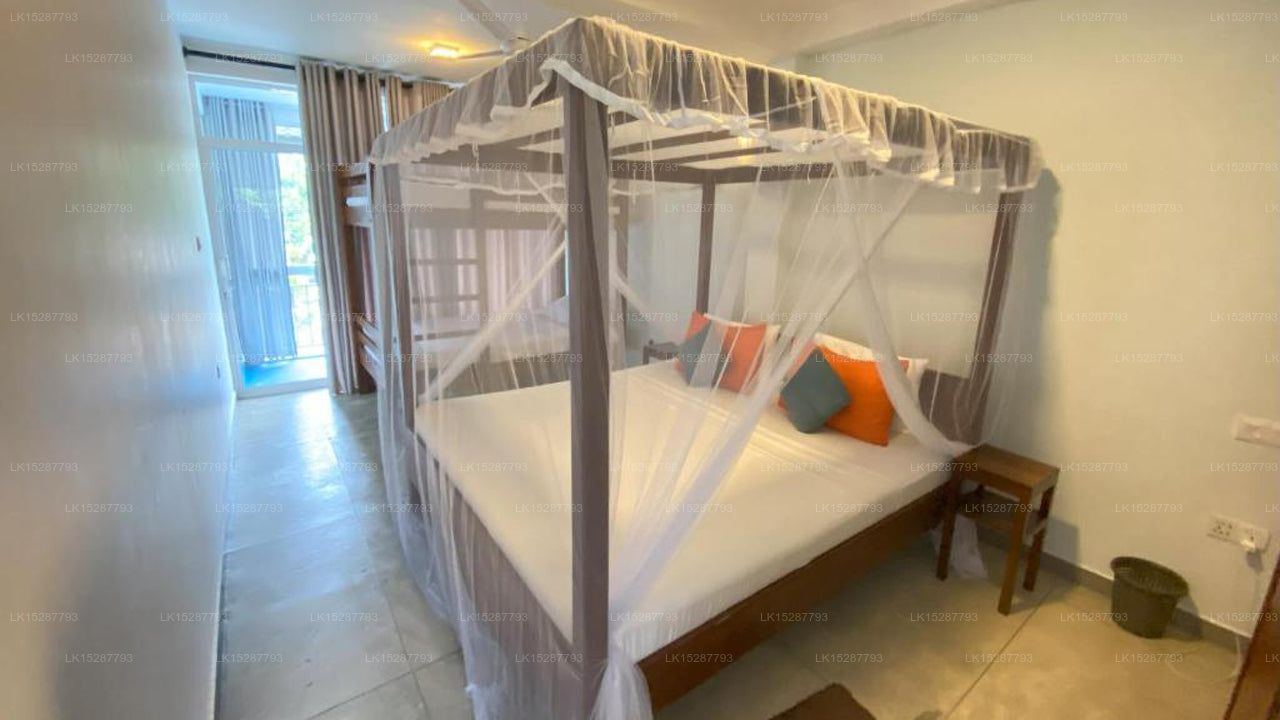 Seals Harbor Hotel, Weligama