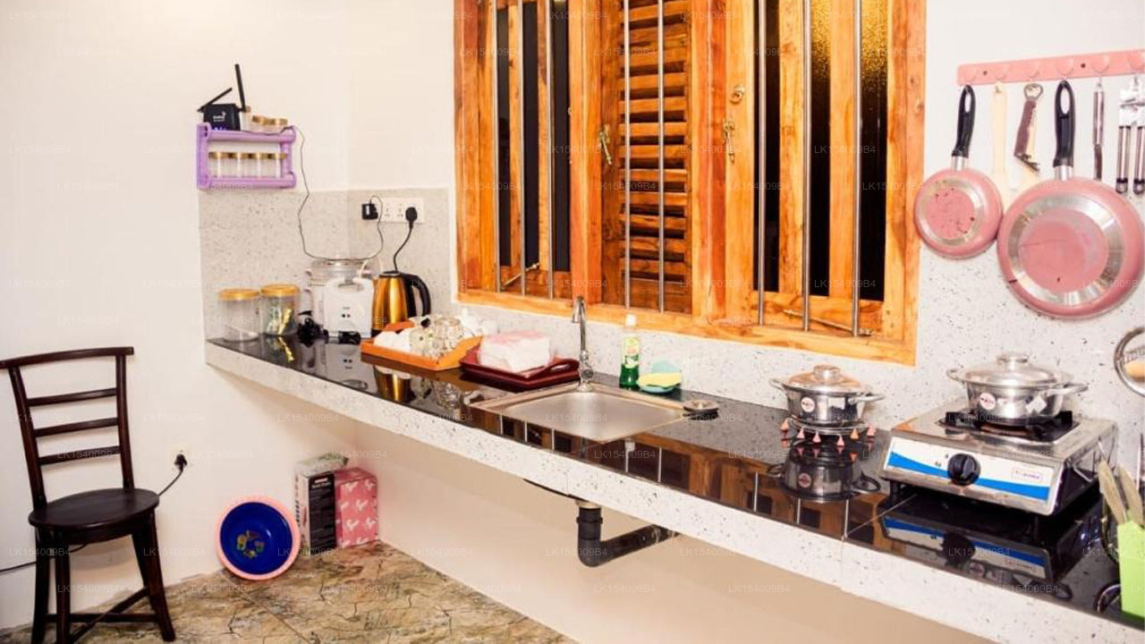 Tatched villa, Tangalle