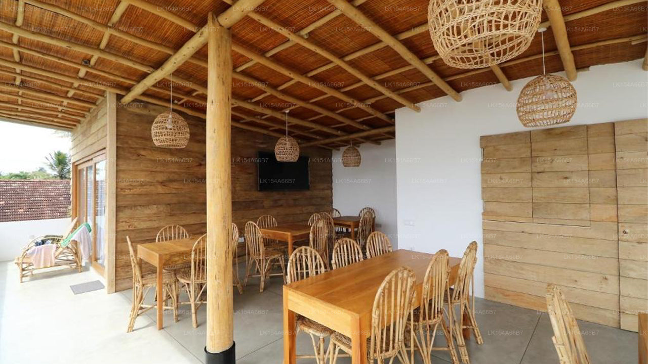 Ohana Surf Guest House & Surf School, Ahangama