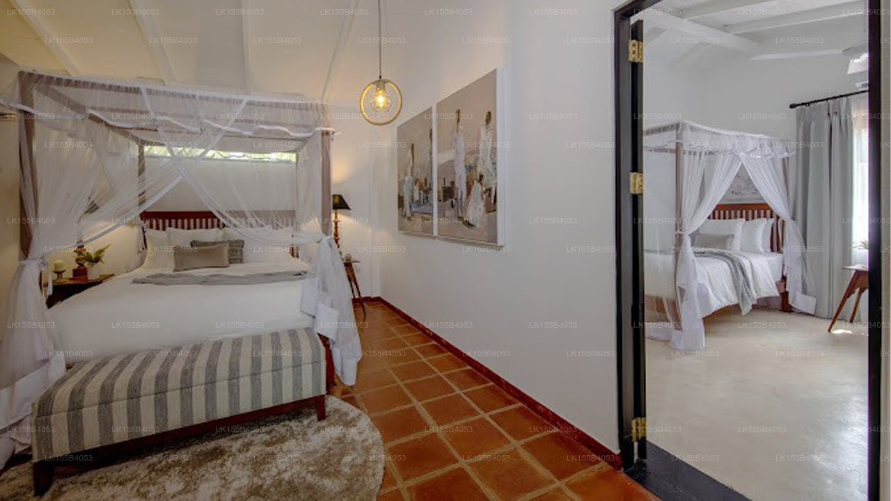 The Well House, Unwatuna