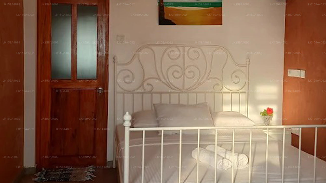 La-Vira Beach Villa, Hikkaduwa