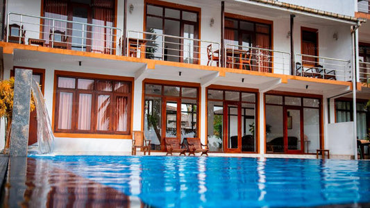 River Side Inn Fuji, Bentota