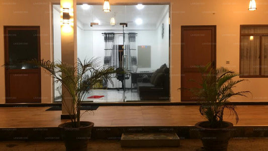 blue wings beach hotel, Trincomalee