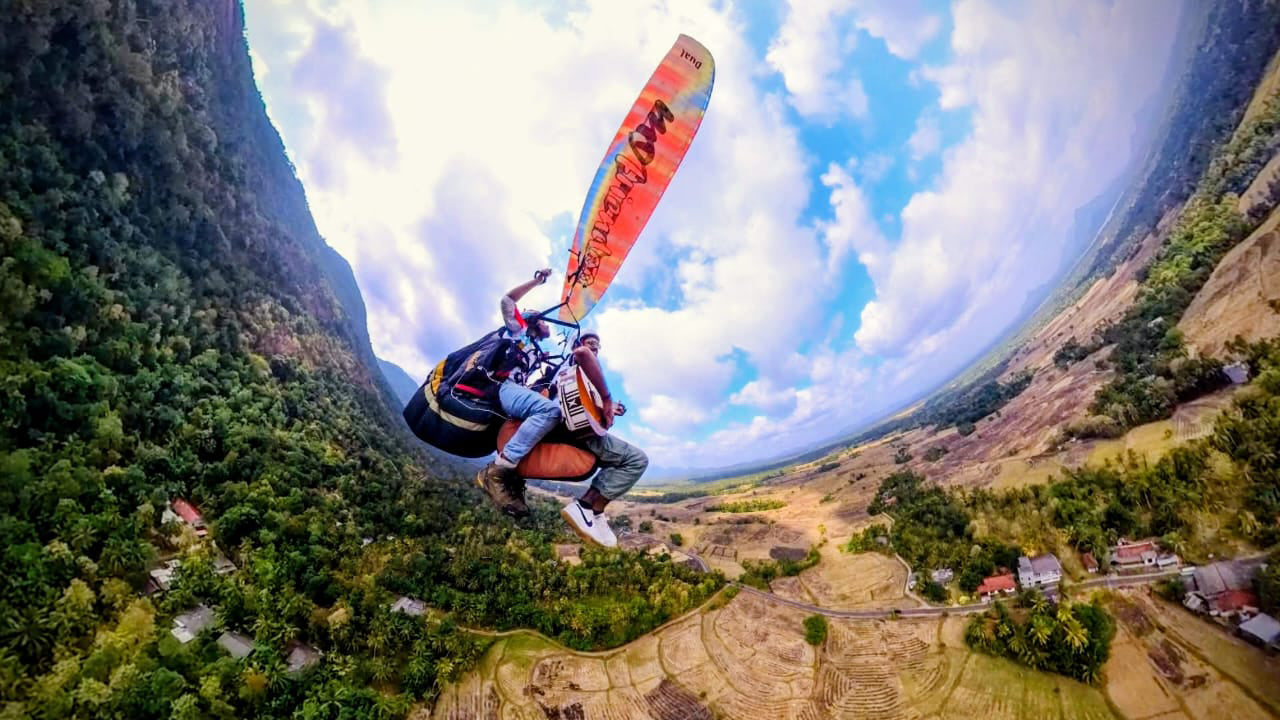 Paragliding from Kurunegala