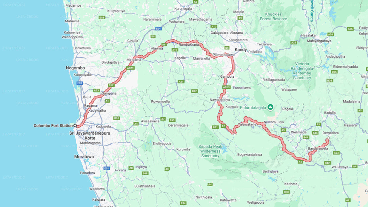 Colombo to Ella train ride on (Train № 1015 "Udarata Menike")