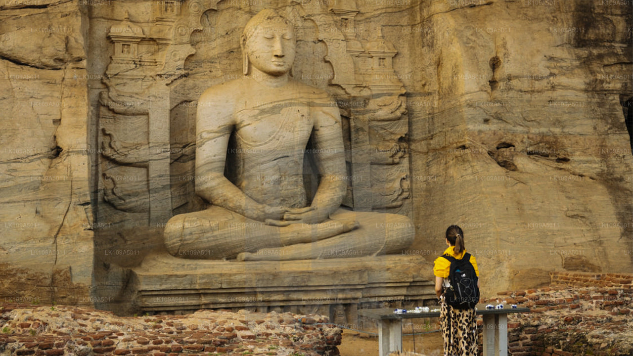 Buddhist Pilgrimage Tour (9 Days)