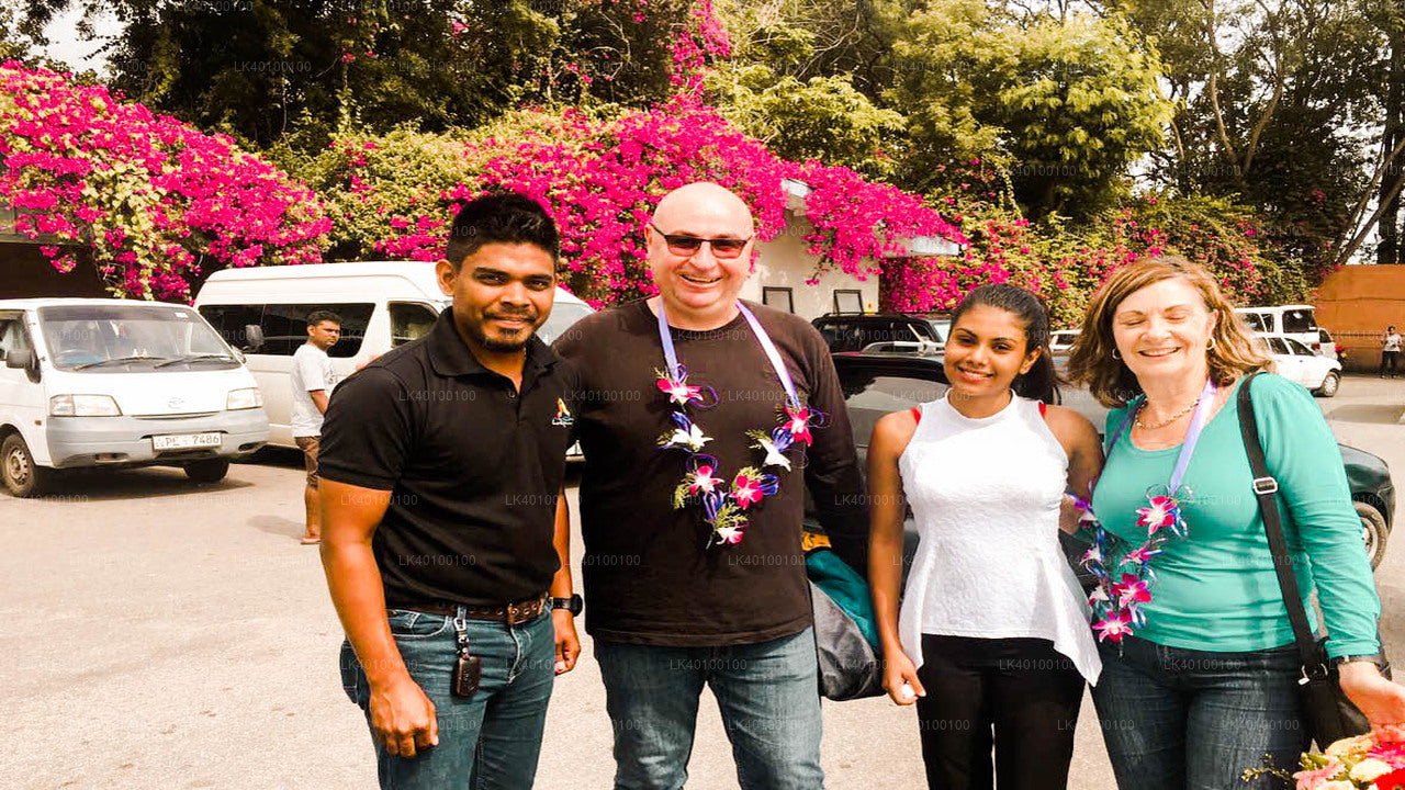 Colombo (CMB) Airport to Ahangama City Private Transfer