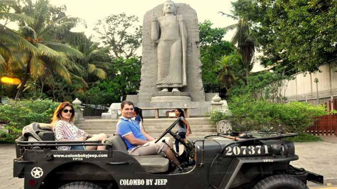 Colombo City Tour by War Jeep