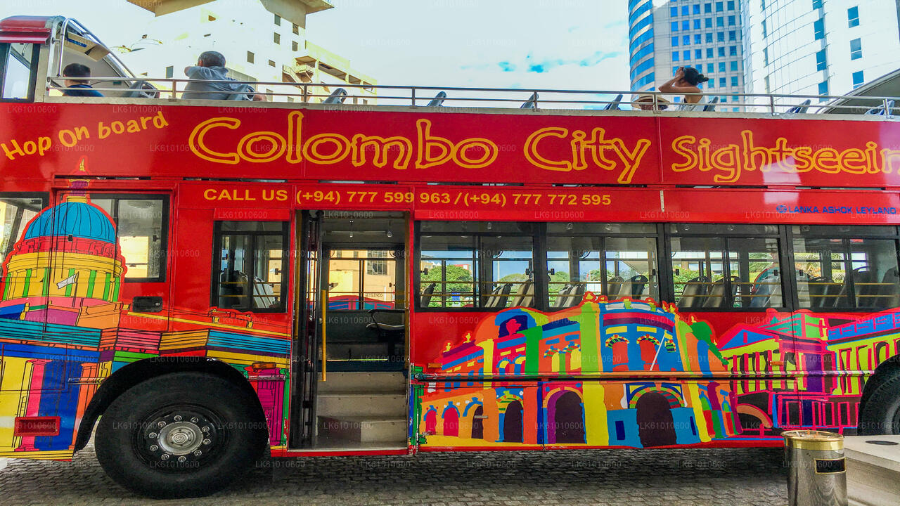 Colombo City Tour by Open Deck Bus