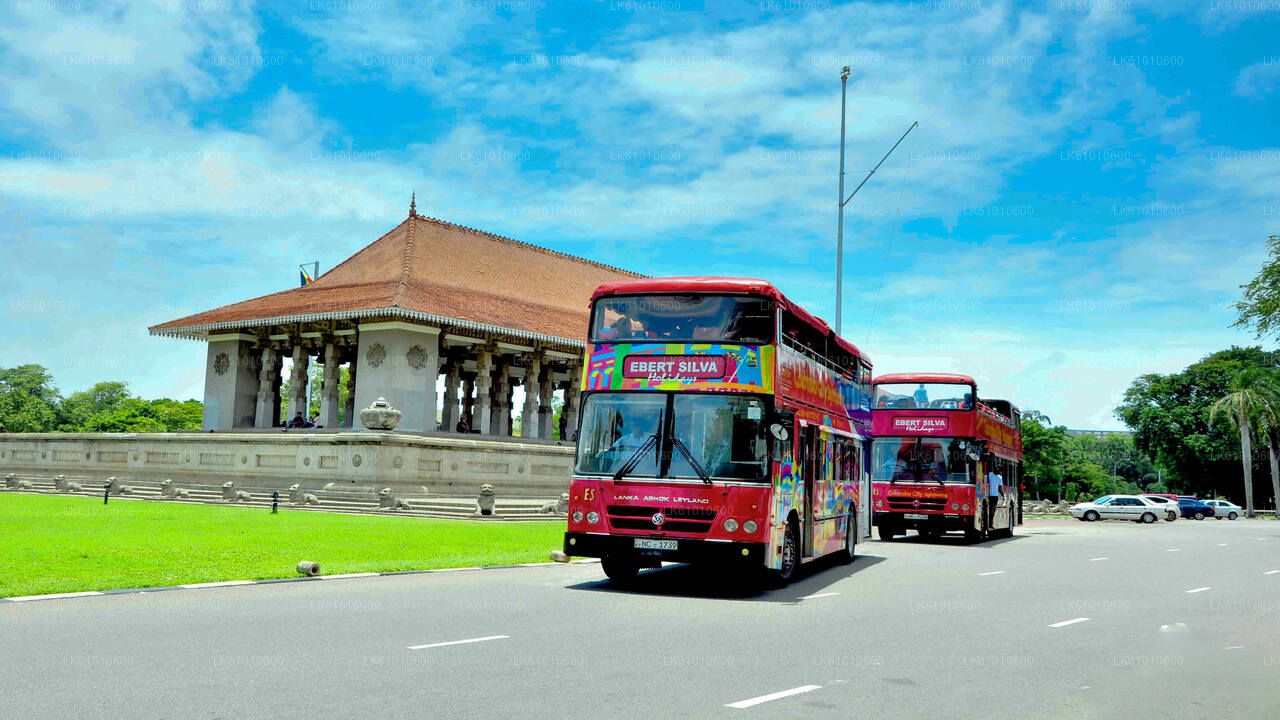 Colombo City Tour by Open Deck Bus